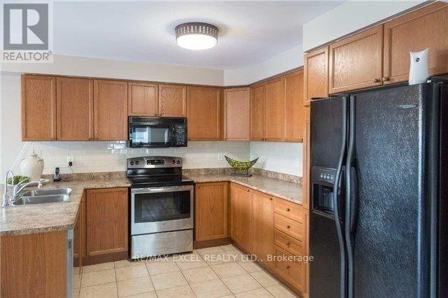 9 Baycliffe Drive, Whitby, ON, L1P 1W8 - 8