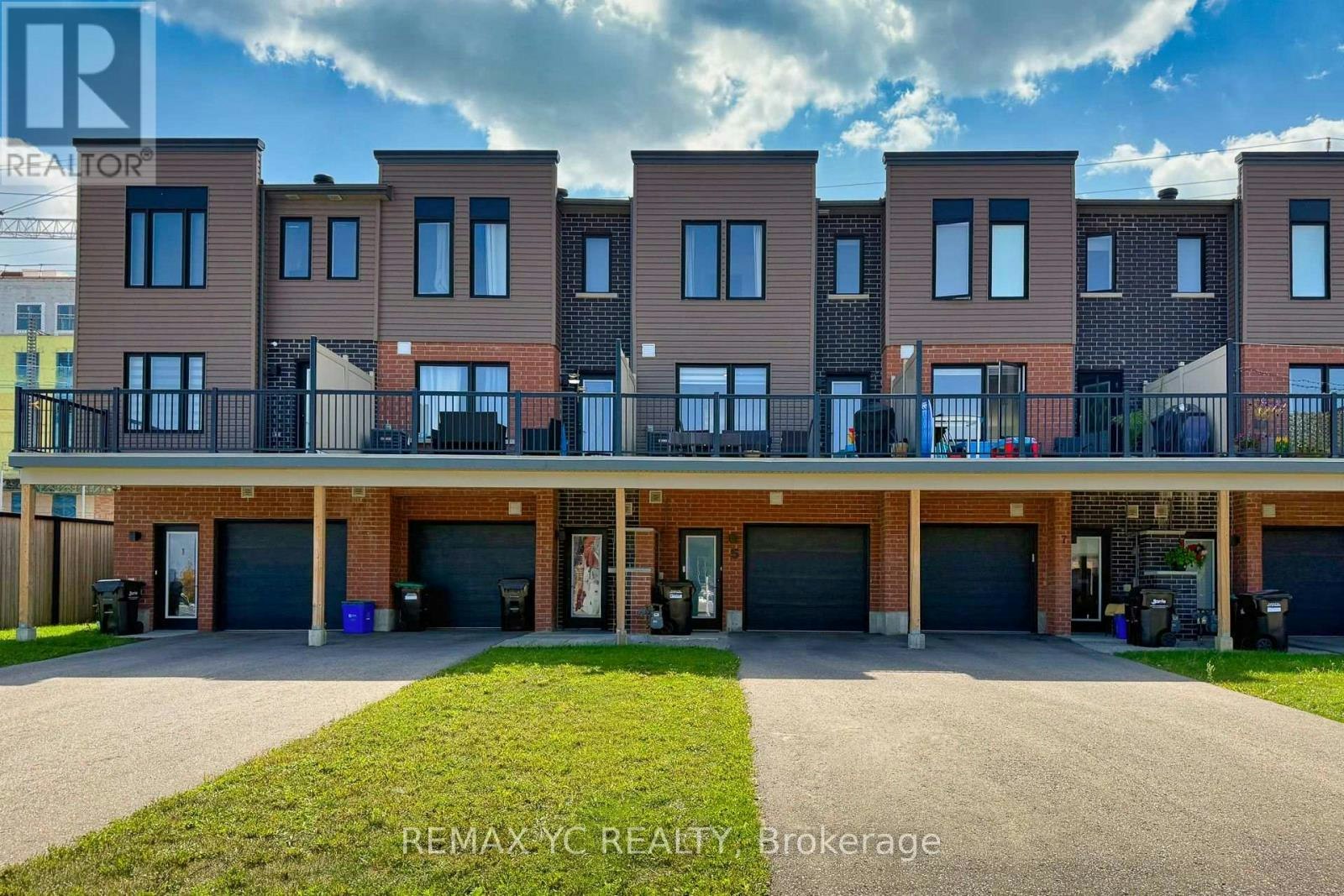 5 Fairlane Avenue, Barrie, ON, L9J 0N1 - 3