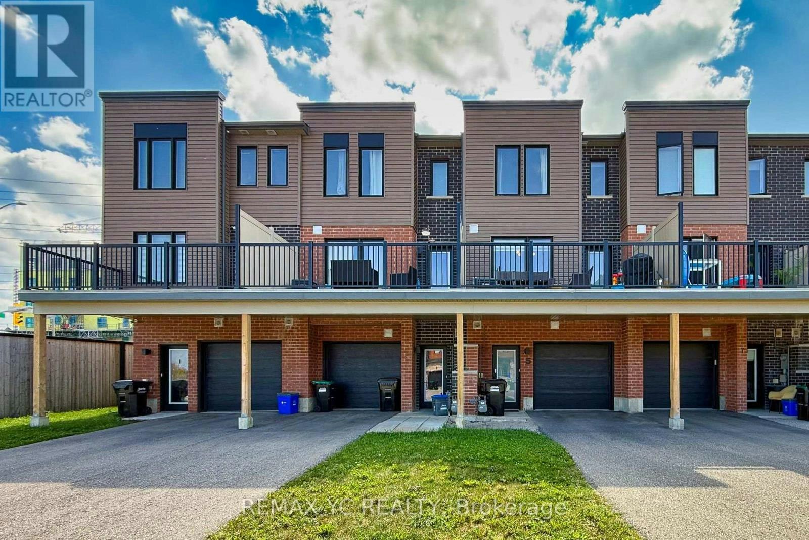 5 Fairlane Avenue, Barrie, ON, L9J 0N1 - 4