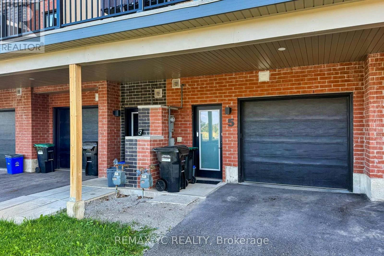 5 Fairlane Avenue, Barrie, ON, L9J 0N1 - 5