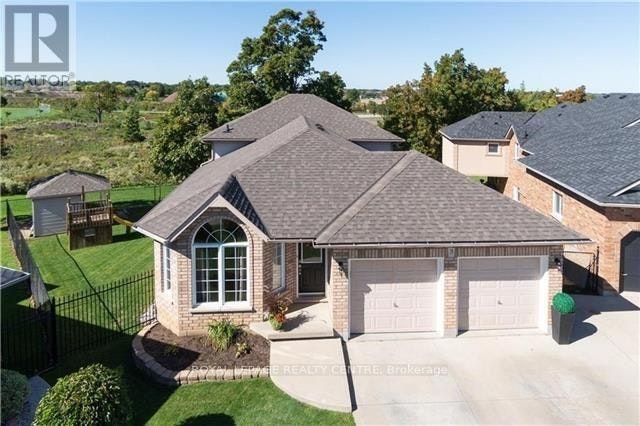 3 Vineberg Drive, Hamilton, ON, L9B 2P6