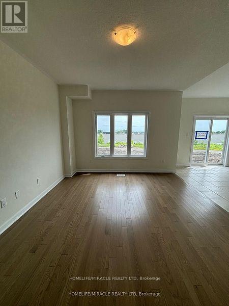 121 Gildersleeve Boulevard, Loyalist, ON, K0H 1G0 - 4