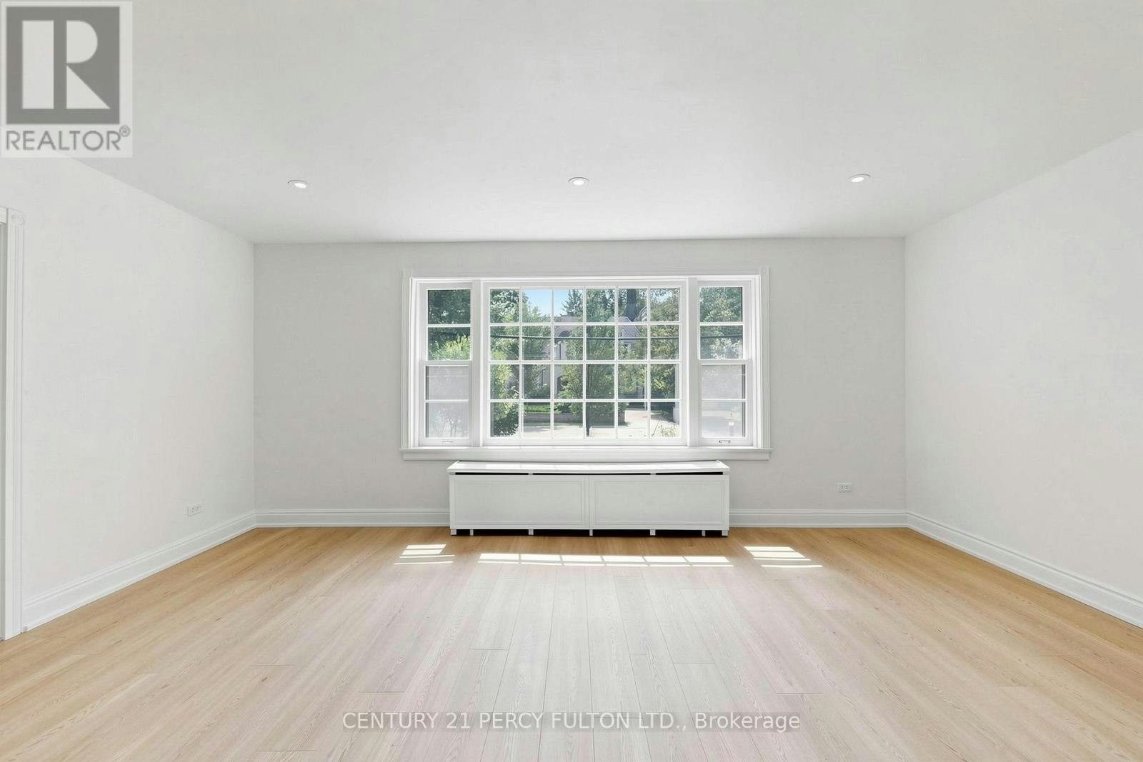 50 Plymbridge Road, Toronto, ON, M2P 1A3 - 8