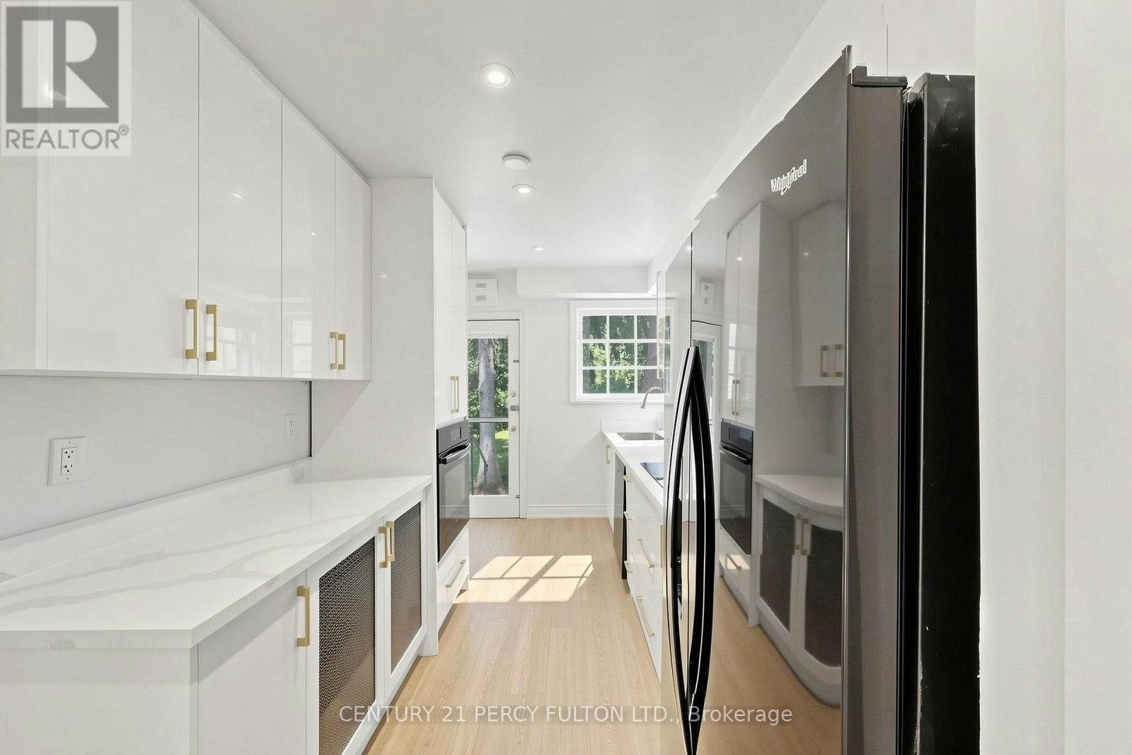50 Plymbridge Road, Toronto, ON, M2P 1A3 - 13