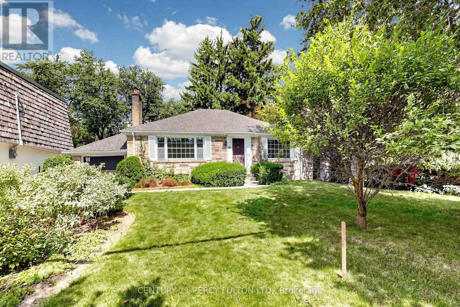 50 Plymbridge Road, Toronto, ON, M2P 1A3 - 2