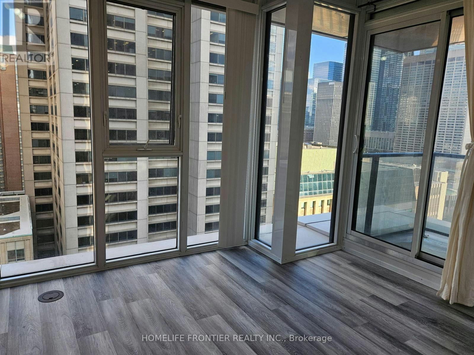 1708-426 University Avenue, Toronto, ON, M5G 1S9 - 17