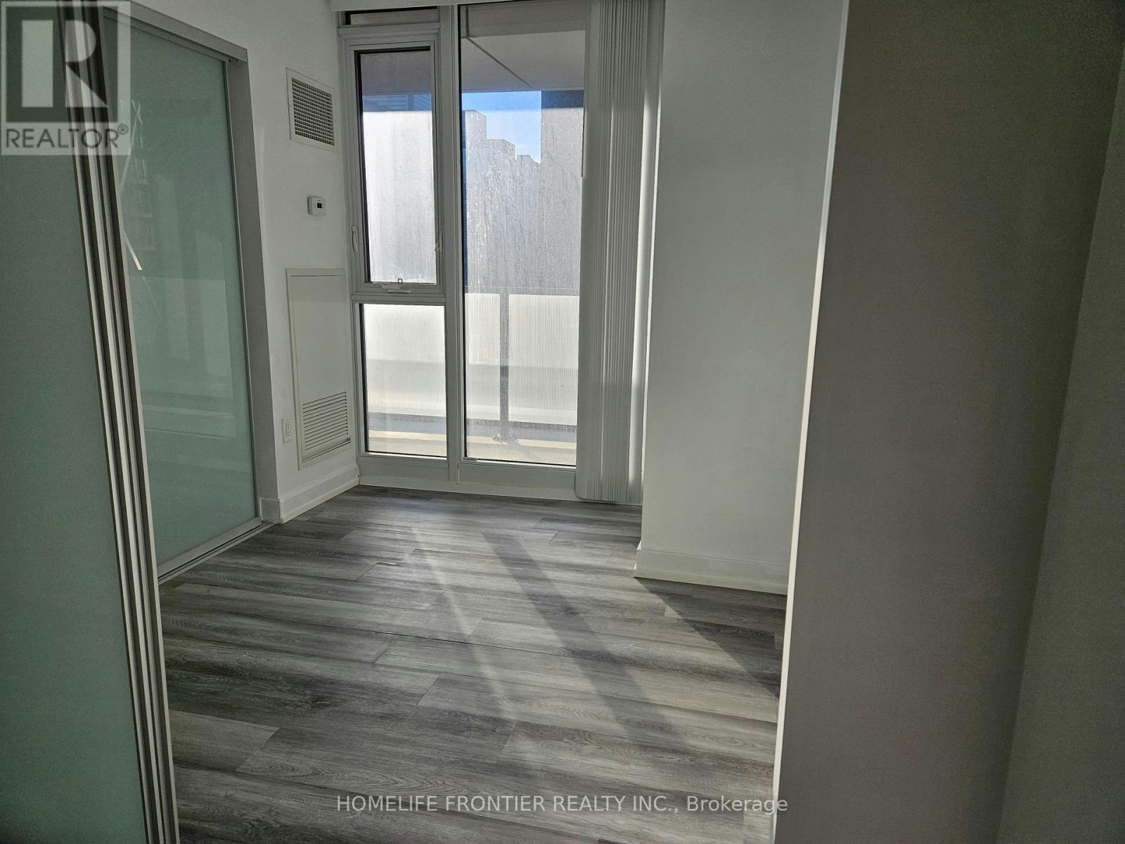 1708-426 University Avenue, Toronto, ON, M5G 1S9 - 6