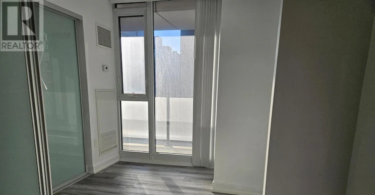 1708-426 University Avenue, Toronto, ON, M5G 1S9 - 6