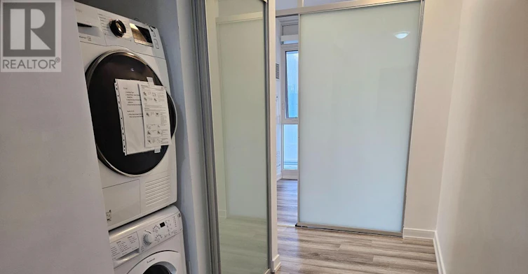 1708-426 University Avenue, Toronto, ON, M5G 1S9 - 4