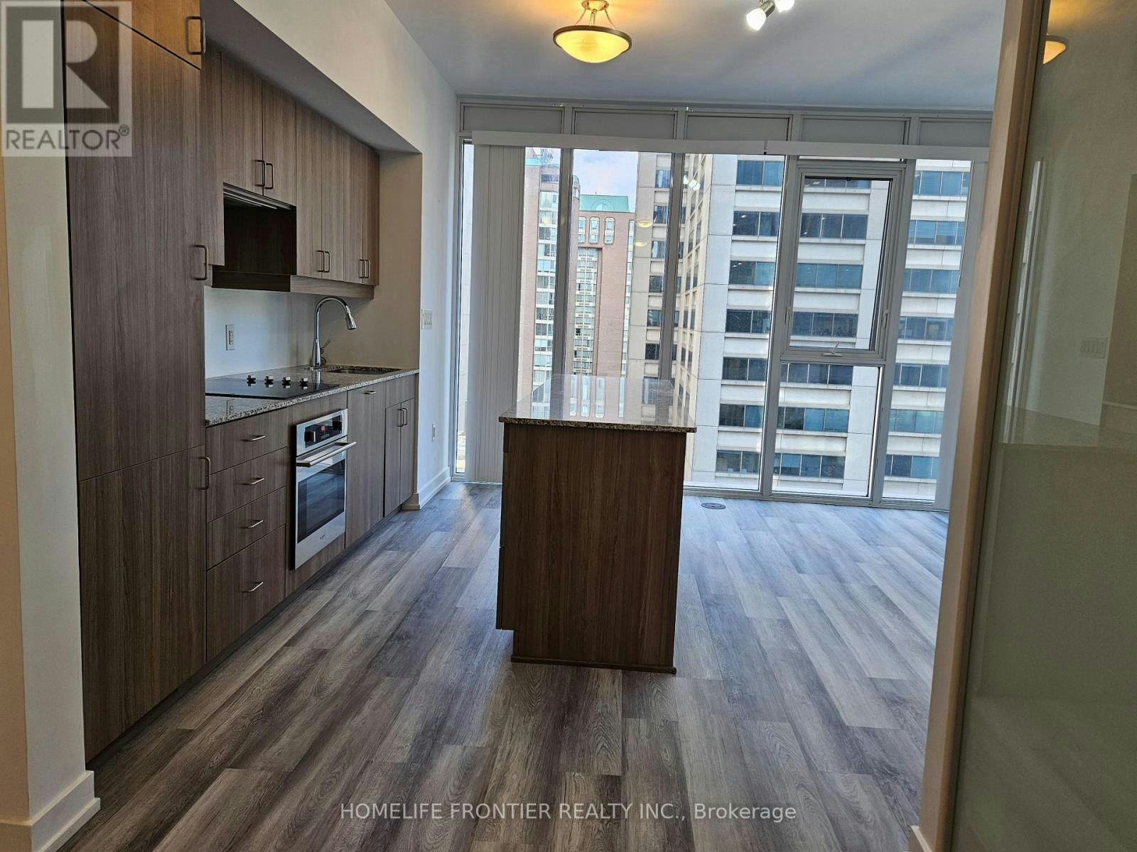1708-426 University Avenue, Toronto, ON, M5G 1S9 - 11