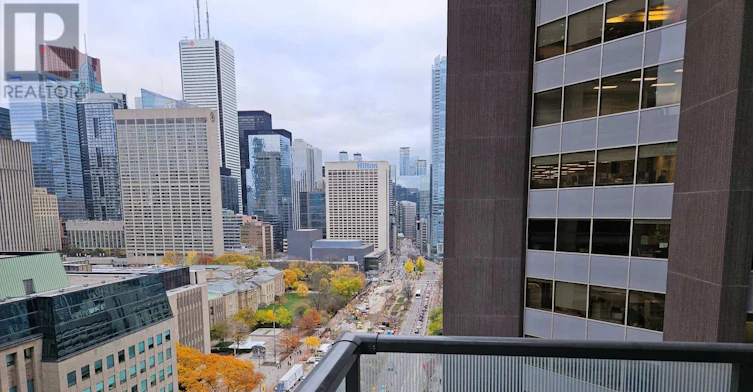 1708-426 University Avenue, Toronto, ON, M5G 1S9 - 19