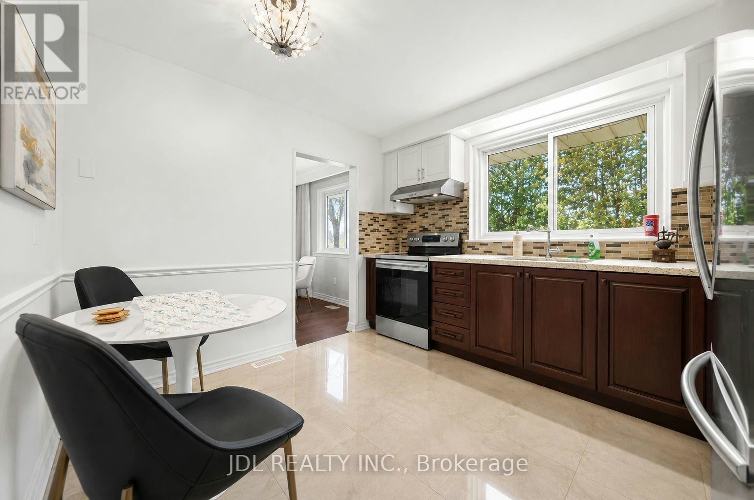 MAIN FLOOR-6 Willowgate Drive, Markham, ON, L3P 1G2 - 8