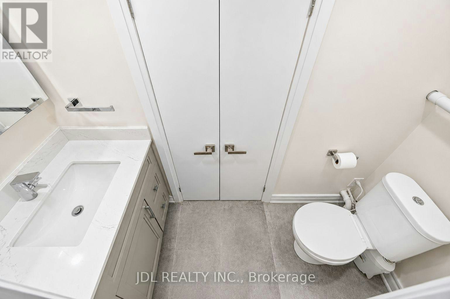 BSMT-6 Willowgate Drive, Markham, ON, L3P 1G2 - 8