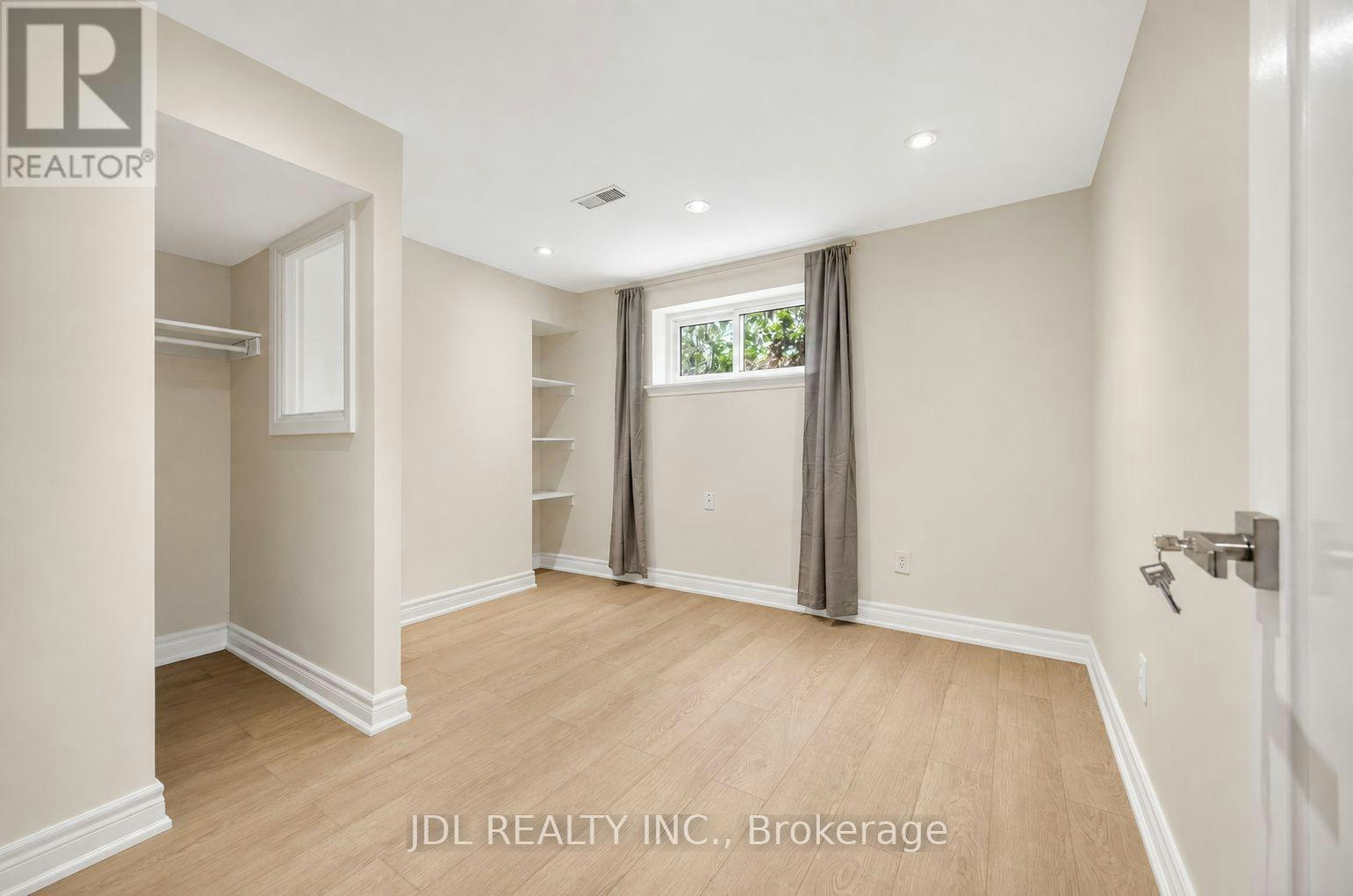 BSMT-6 Willowgate Drive, Markham, ON, L3P 1G2 - 6