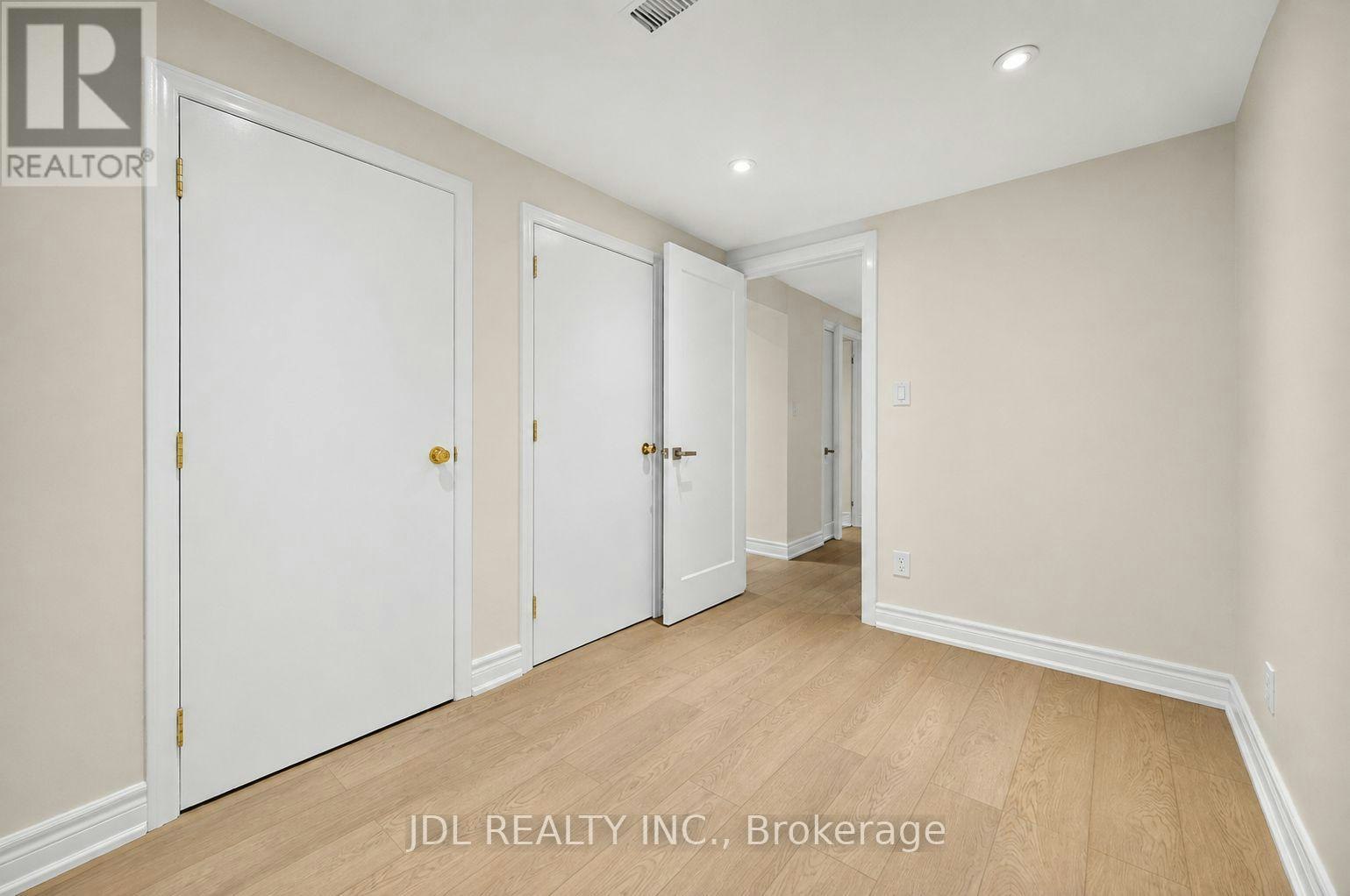BSMT-6 Willowgate Drive, Markham, ON, L3P 1G2 - 5