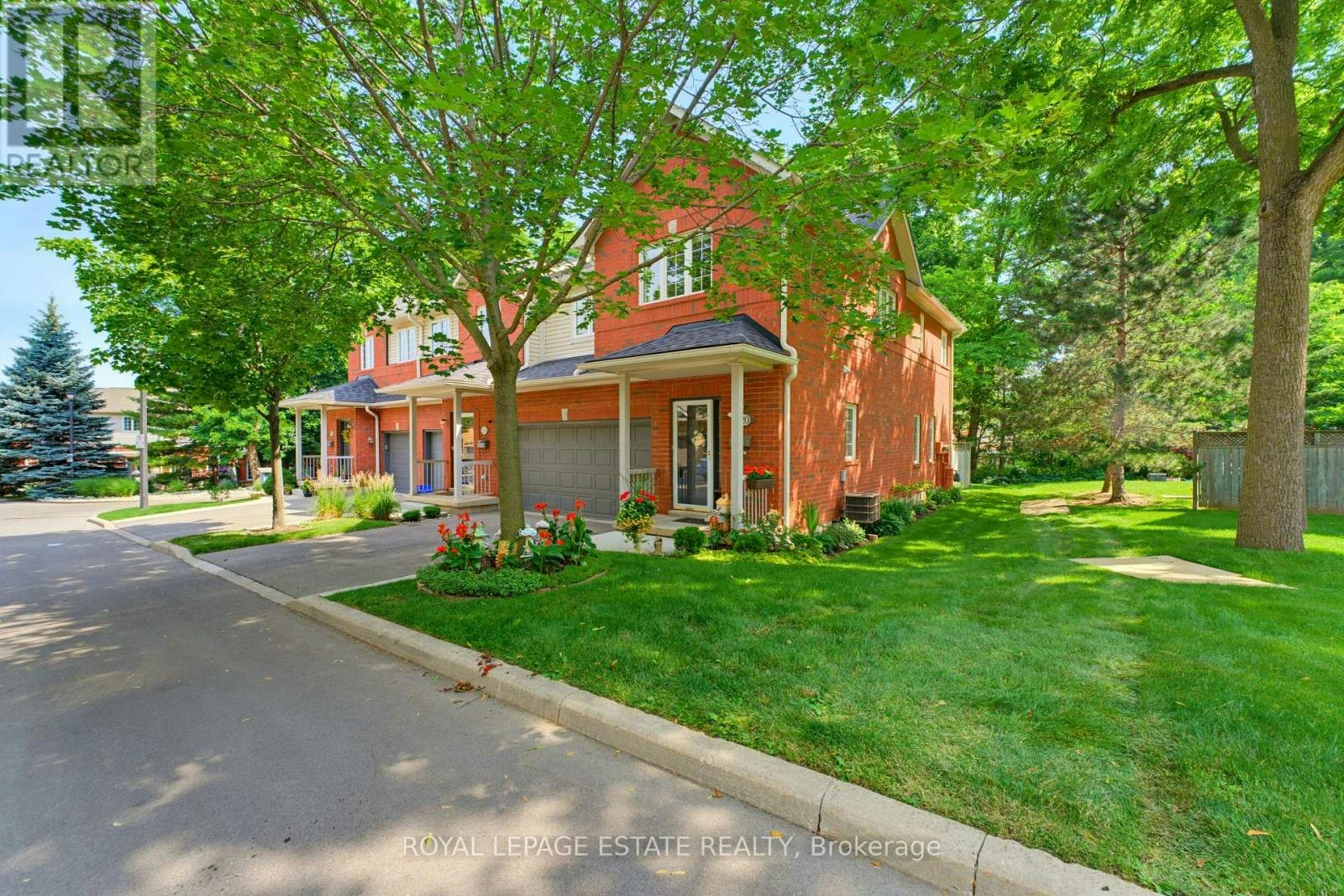 20-120 Beddoe Drive, Hamilton, ON, L8P 4Z4