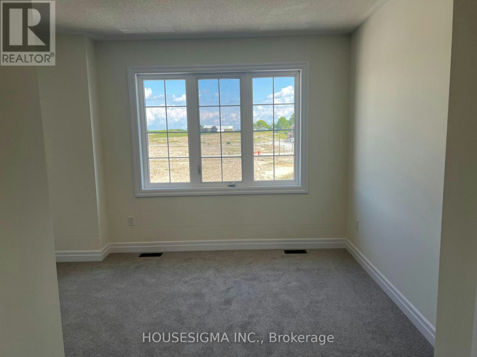 10 Max Bulmer Court, Georgina, ON, L3X 3J9 - 10