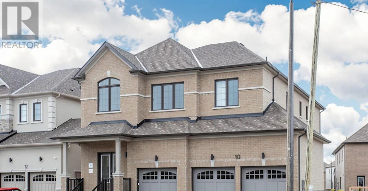 10 Max Bulmer Court, Georgina, ON, L3X 3J9 - 2