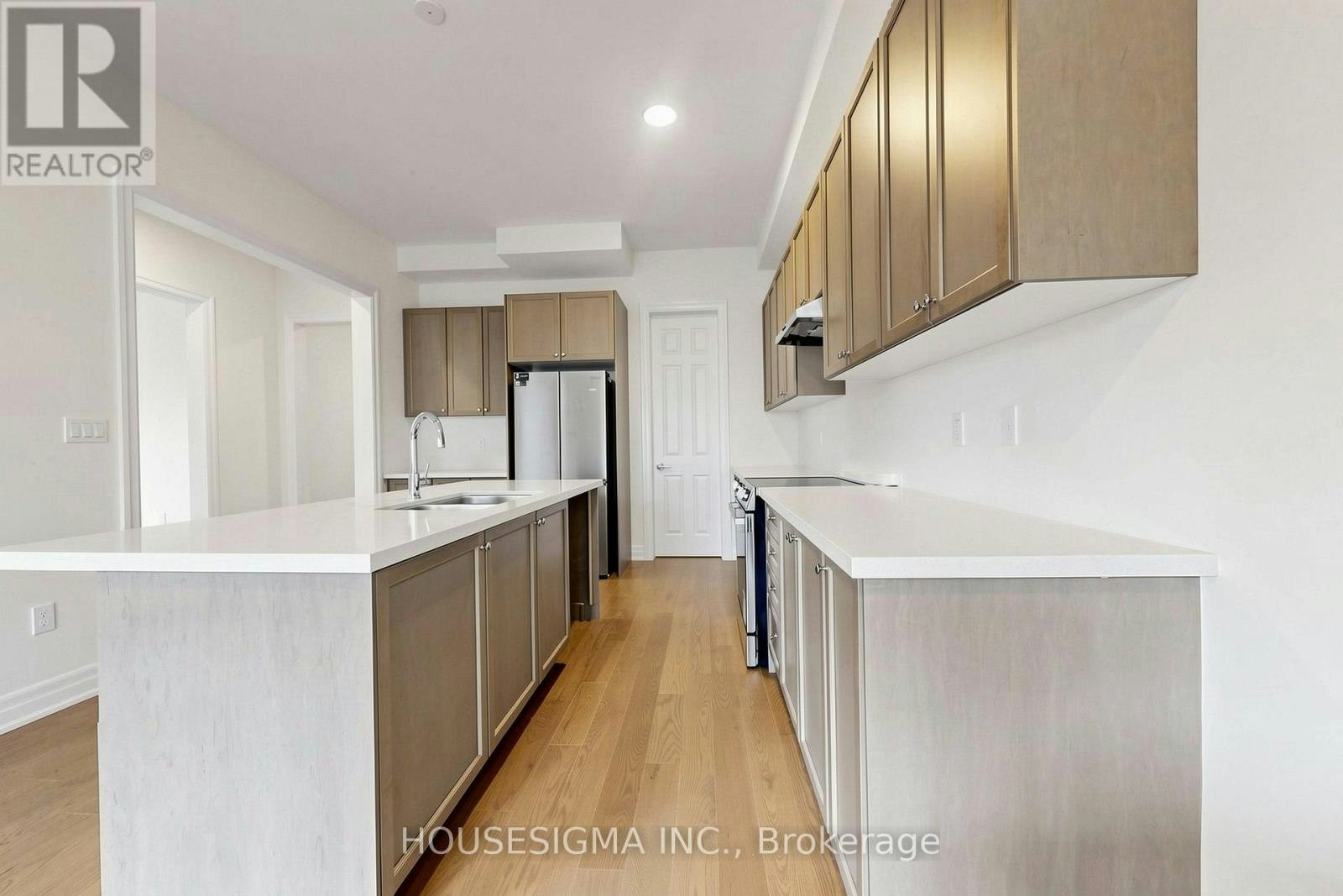 10 Max Bulmer Court, Georgina, ON, L3X 3J9 - 5