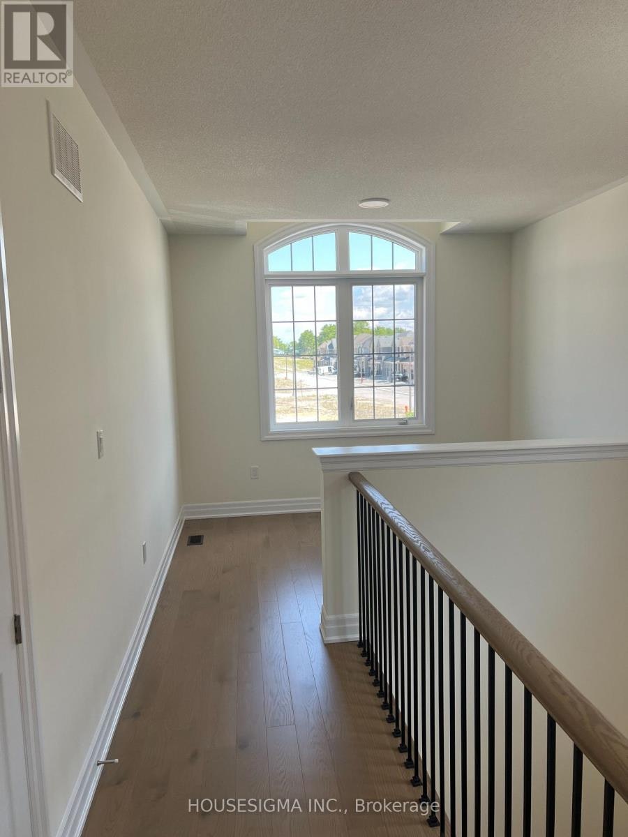 10 Max Bulmer Court, Georgina, ON, L3X 3J9 - 9