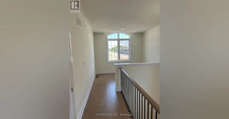 10 Max Bulmer Court, Georgina, ON, L3X 3J9 - 9