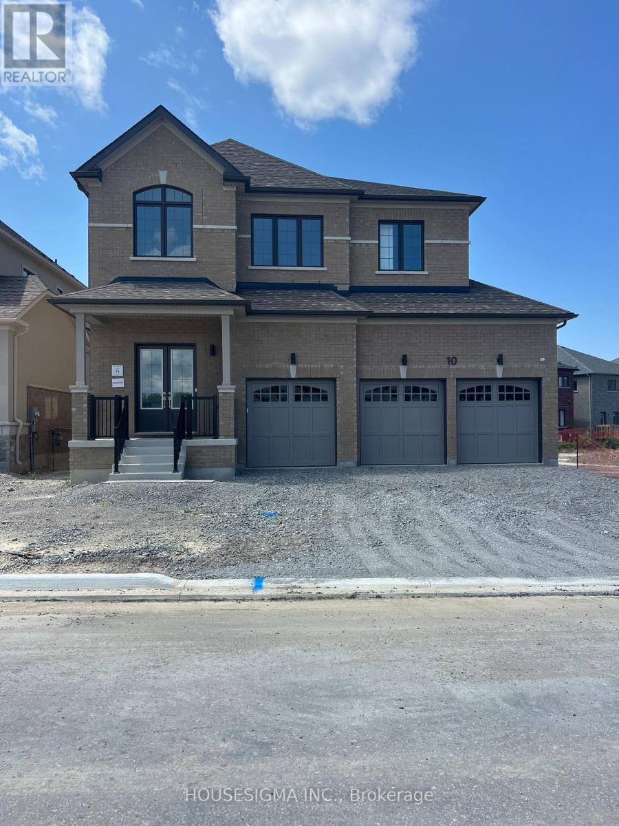 10 Max Bulmer Court, Georgina, ON, L3X 3J9
