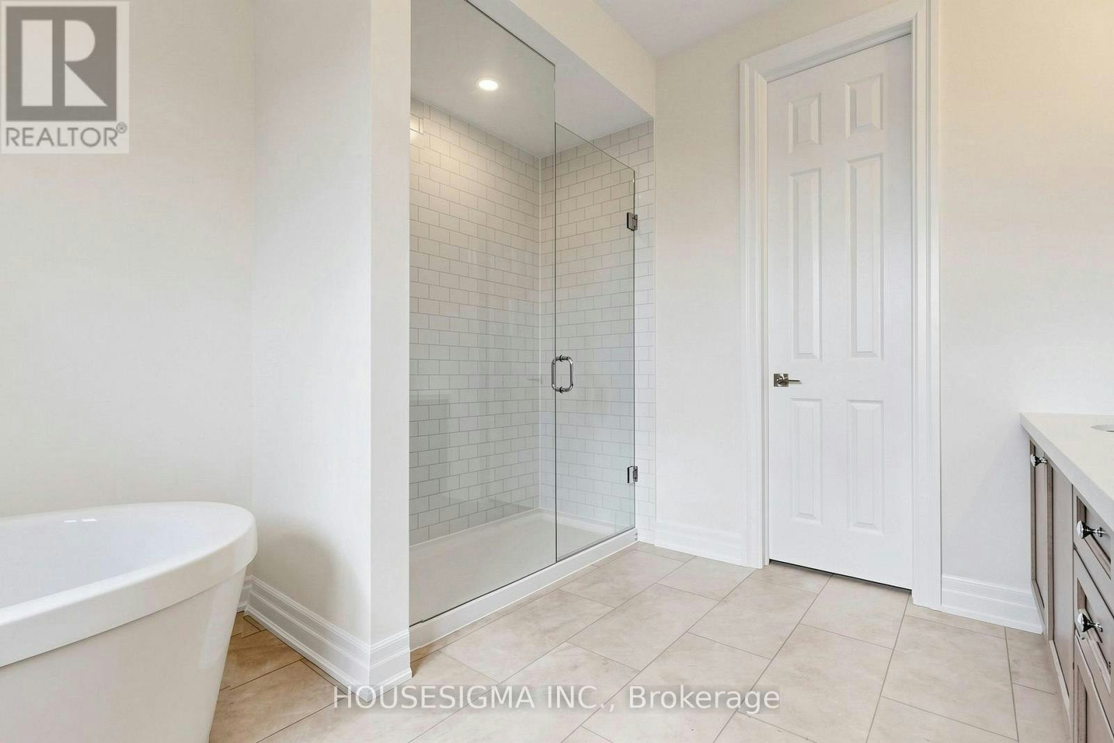10 Max Bulmer Court, Georgina, ON, L3X 3J9 - 16