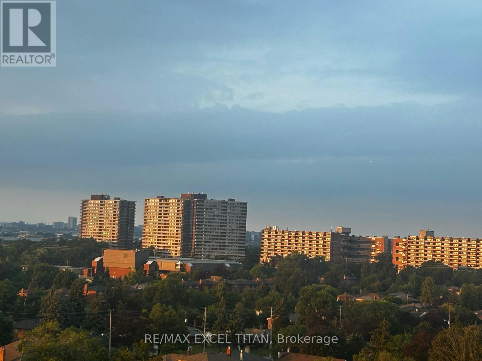 1204-340 Dixon Road, Toronto, ON, M9R 1T1 - 6