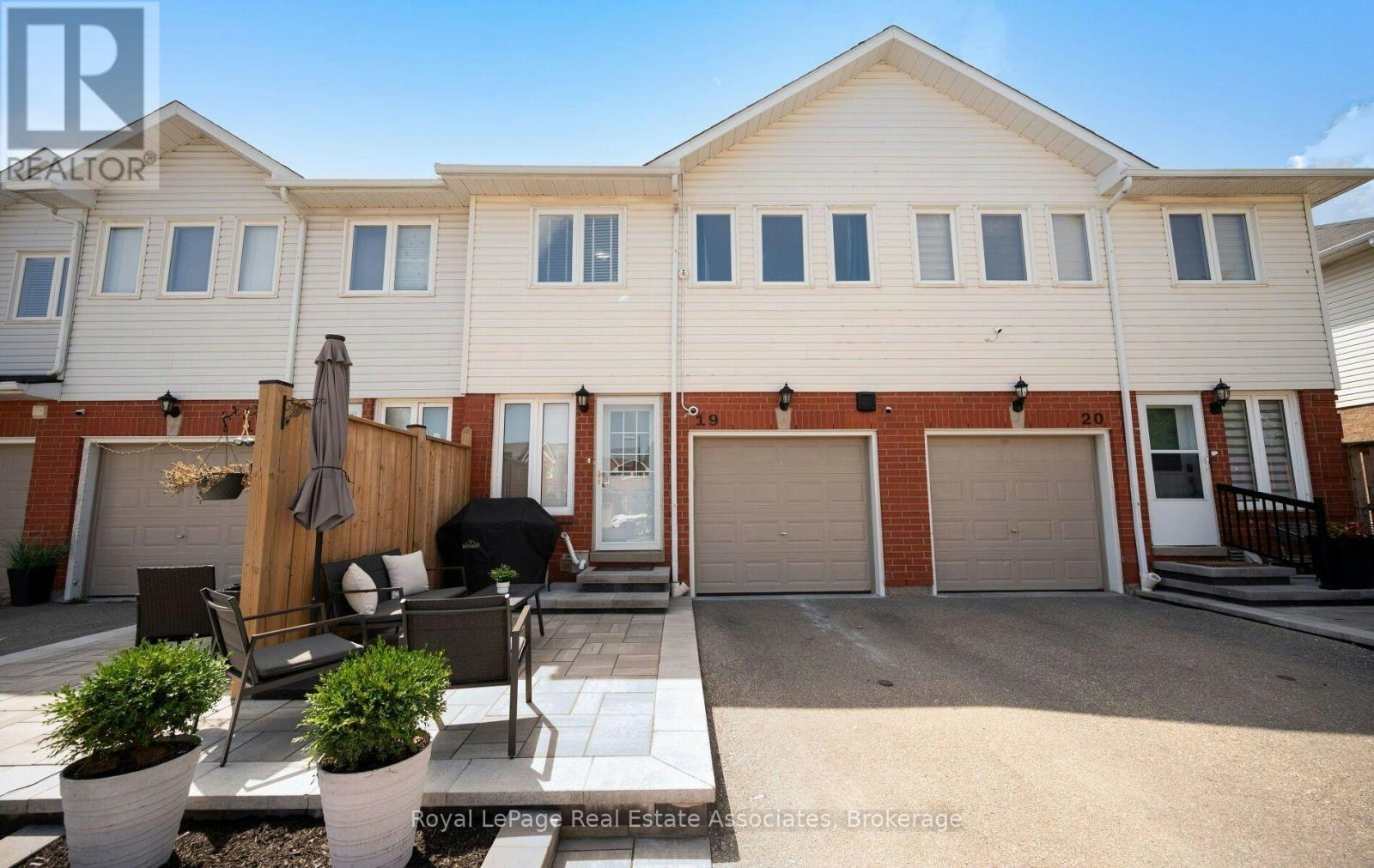 19-1485 Torrington Drive, Mississauga, ON, L5V 1Y3