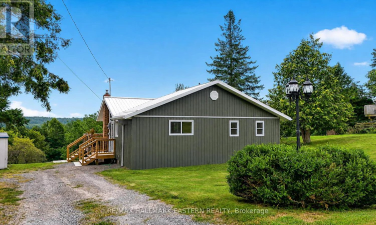219 Indian Road NORTH