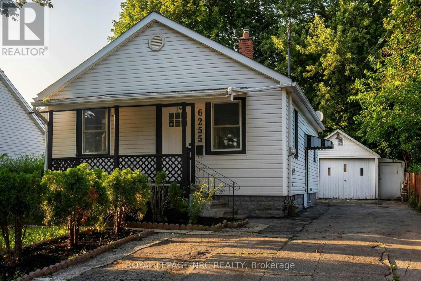 6255 Culp Street, Niagara Falls, ON, L2G 2C2