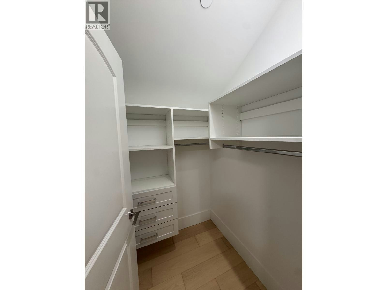 3-4690 W 6 Avenue, Vancouver, BC, V6R 1V7 - 5