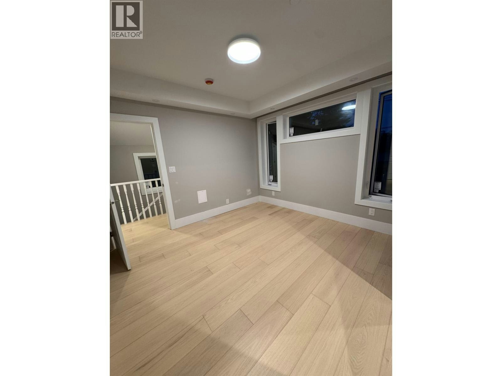 3-4690 W 6 Avenue, Vancouver, BC, V6R 1V7 - 4