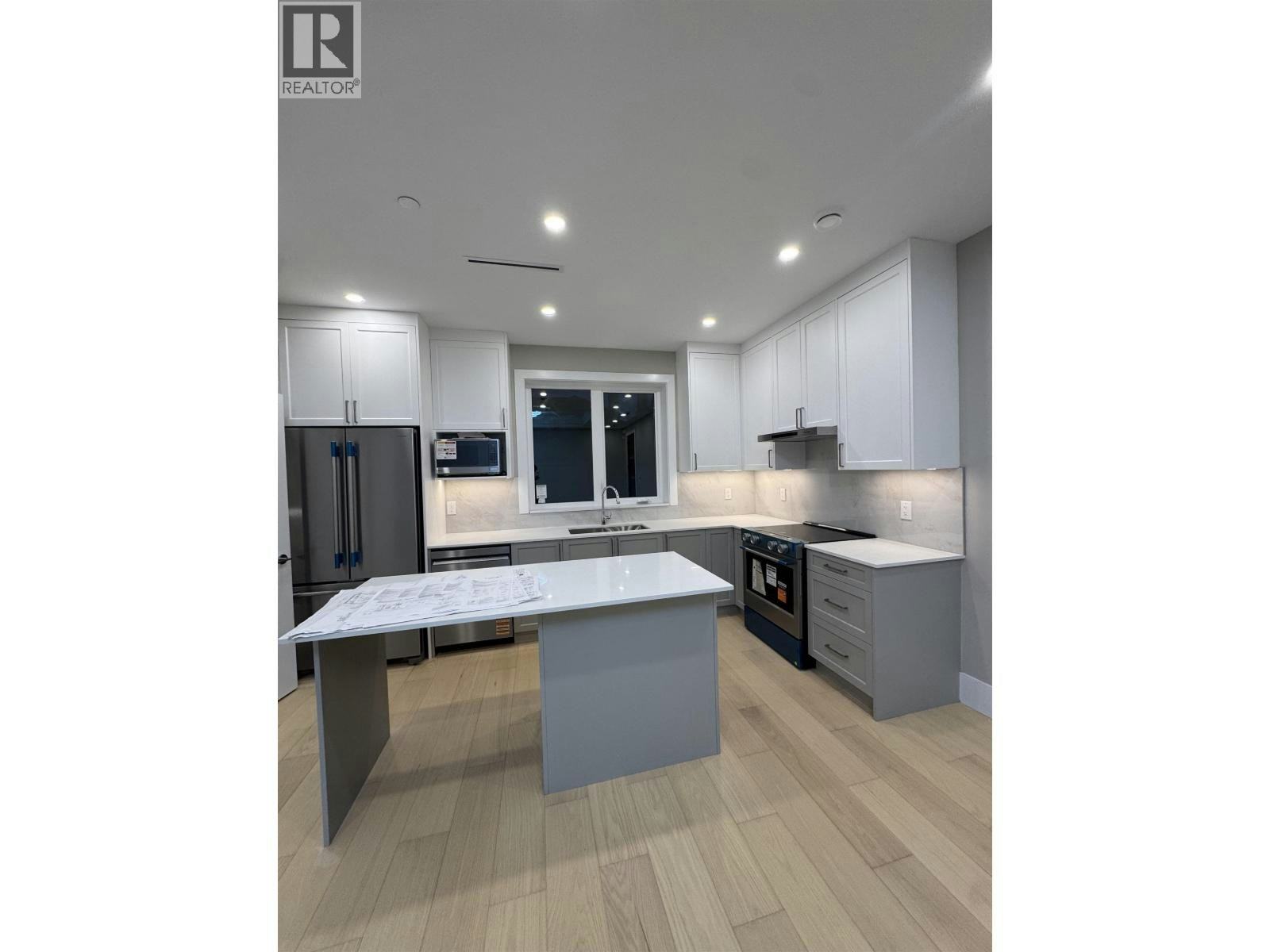3-4690 W 6 Avenue, Vancouver, BC, V6R 1V7 - 18