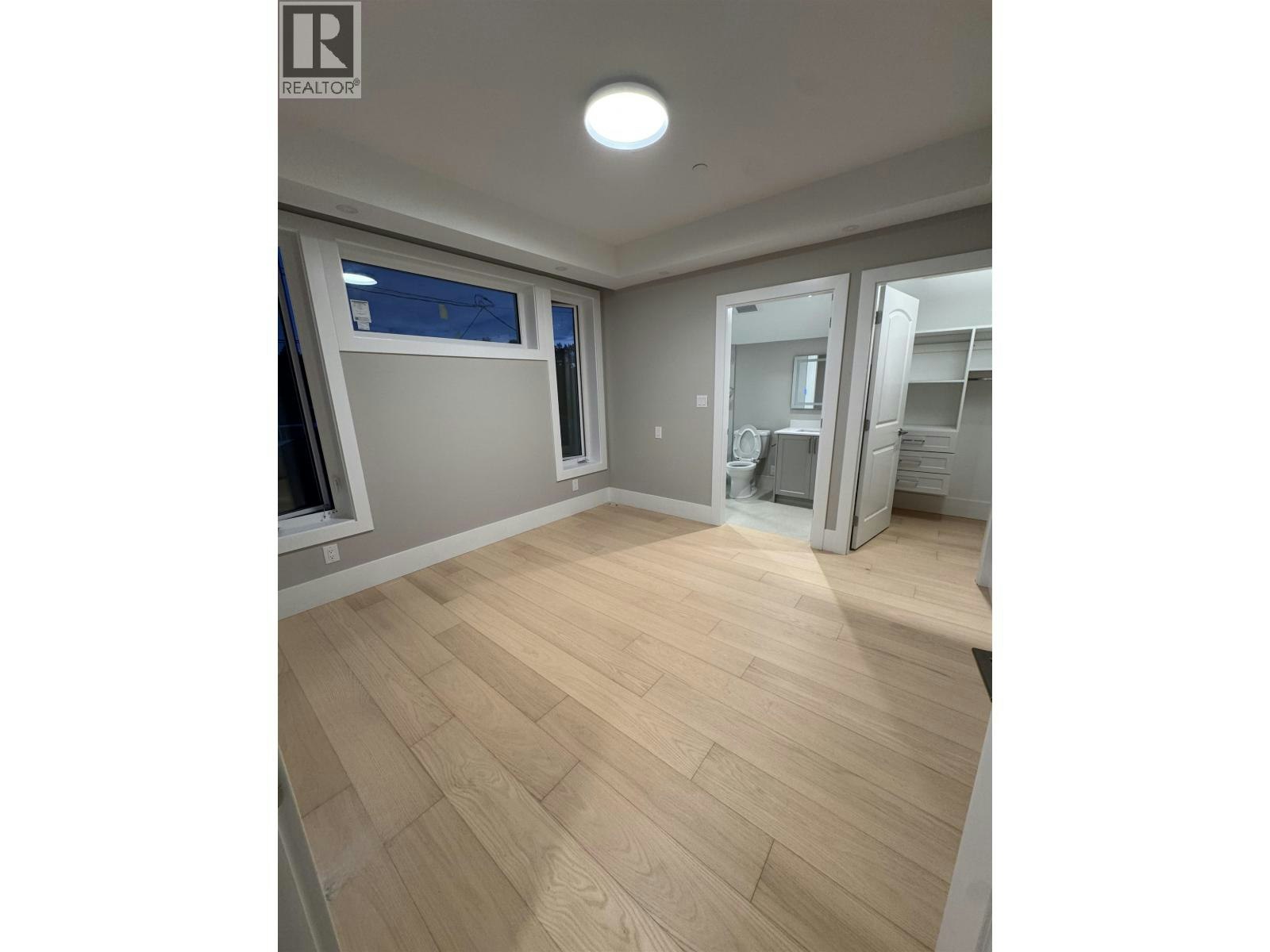 3-4690 W 6 Avenue, Vancouver, BC, V6R 1V7 - 3