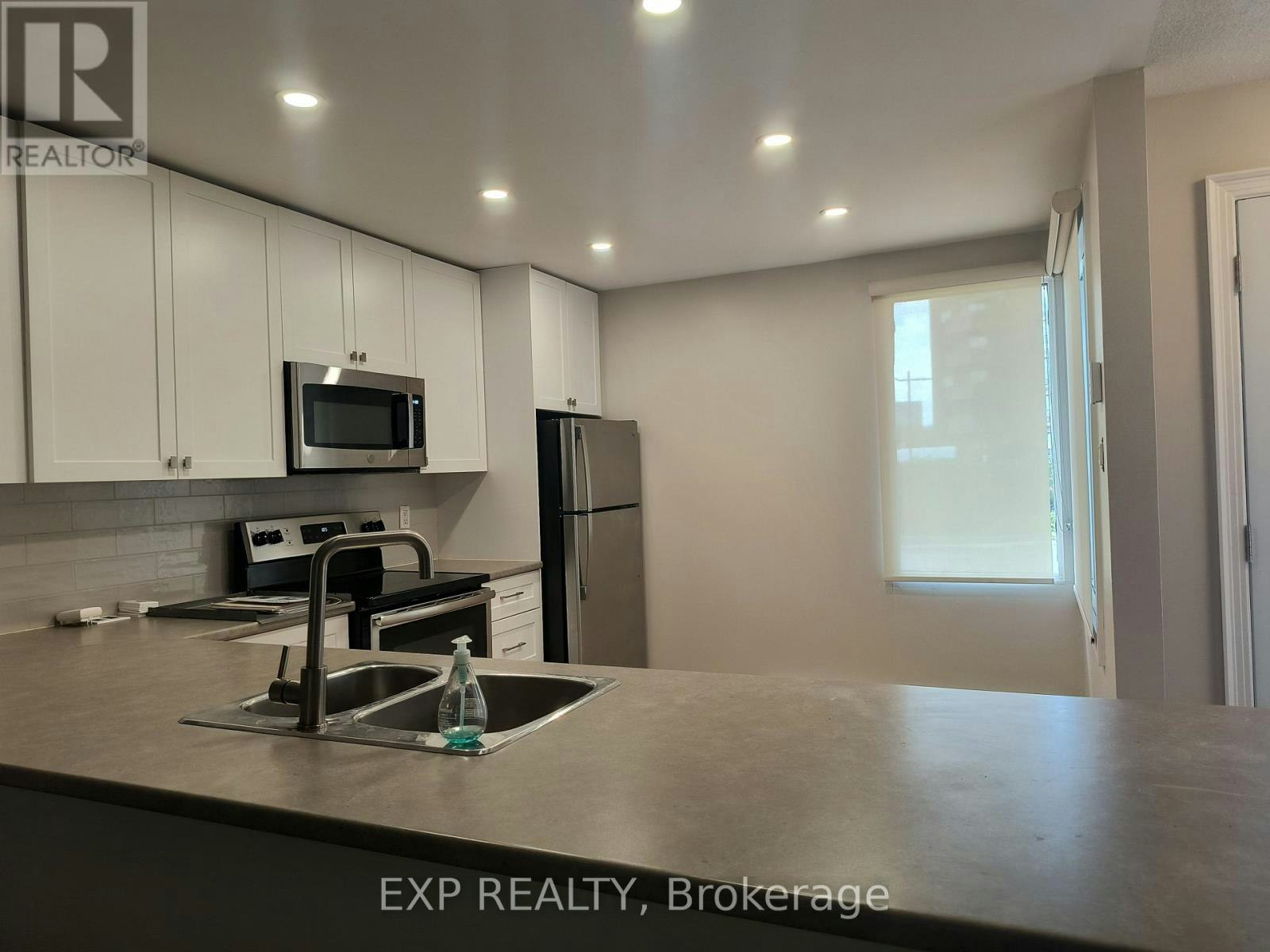 002-1310 Richmond Road, Ottawa, ON, K2B 8L3 - 3