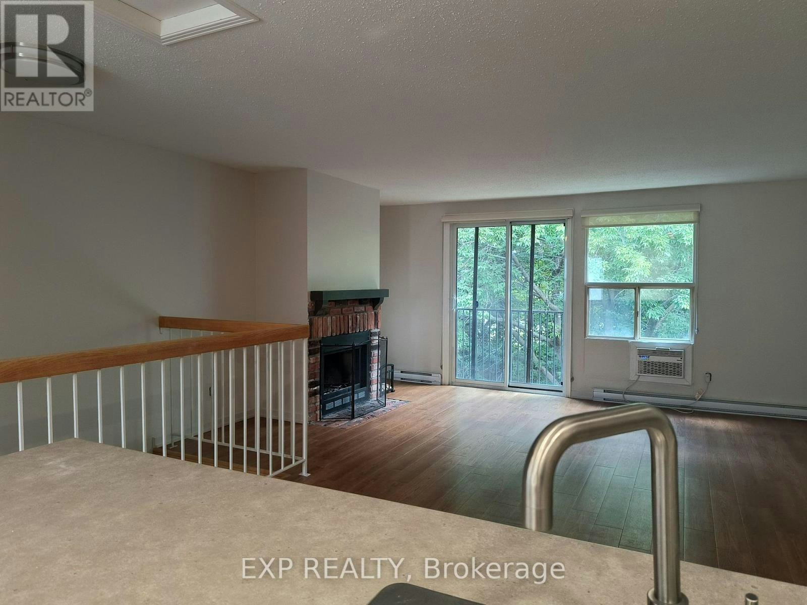 002-1310 Richmond Road, Ottawa, ON, K2B 8L3 - 4
