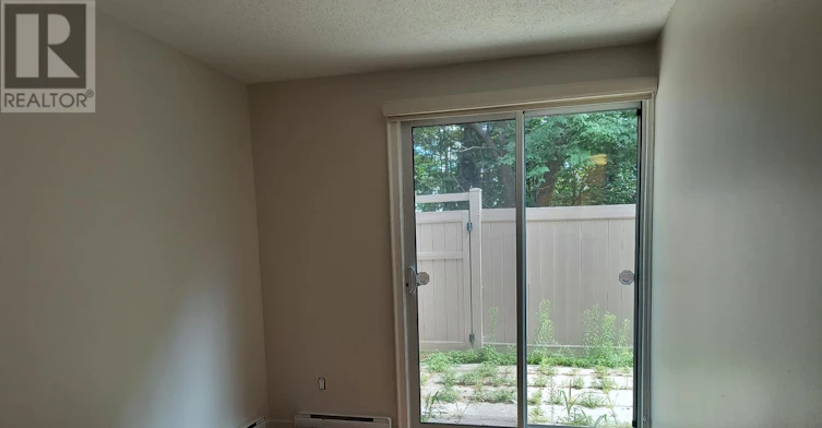 002-1310 Richmond Road, Ottawa, ON, K2B 8L3 - 17
