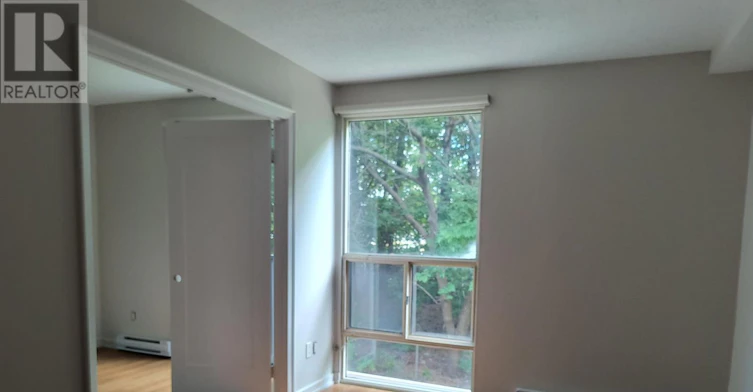 002-1310 Richmond Road, Ottawa, ON, K2B 8L3 - 11