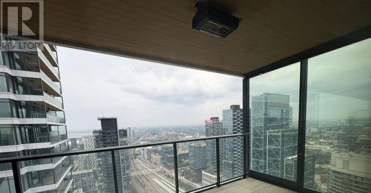 5111-1 Concord Cityplace Way, Toronto, ON, M5V 0X3 - 6