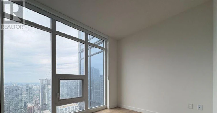 5111-1 Concord Cityplace Way, Toronto, ON, M5V 0X3 - 4