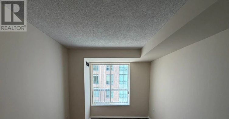 715-39 Pemberton Avenue, Toronto, ON, M2M 4L6 - 9