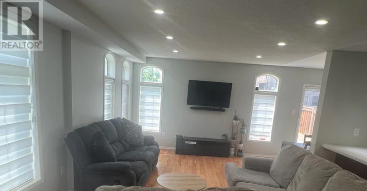 25 Hornett Way, Ajax, ON, L1Z 0K6 - 17