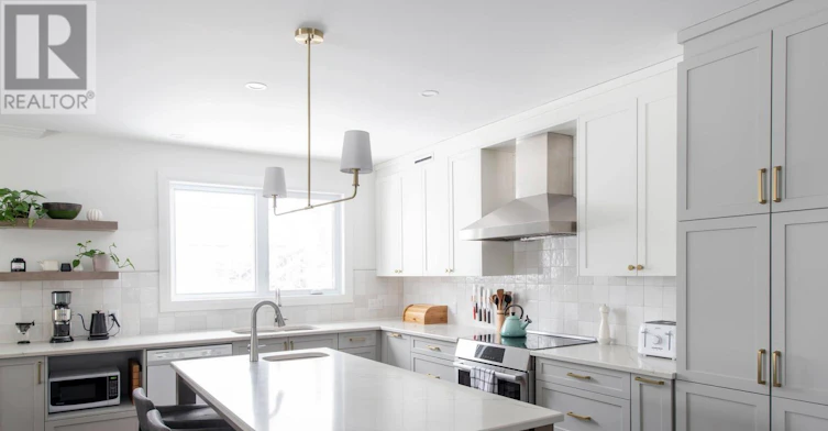 220 Cowley Avenue, Ottawa, ON, K1Y 0G9 - 9