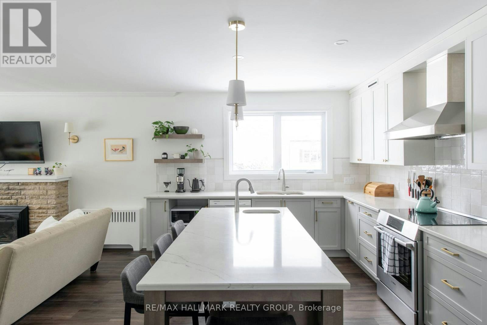 220 Cowley Avenue, Ottawa, ON, K1Y 0G9 - 8