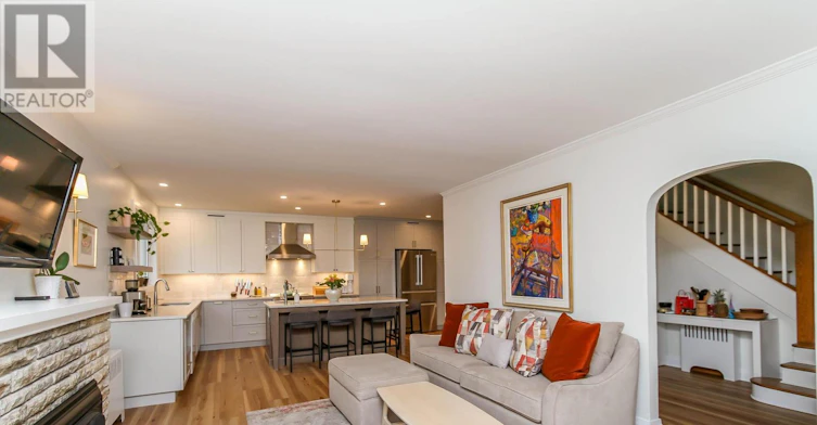 220 Cowley Avenue, Ottawa, ON, K1Y 0G9 - 6