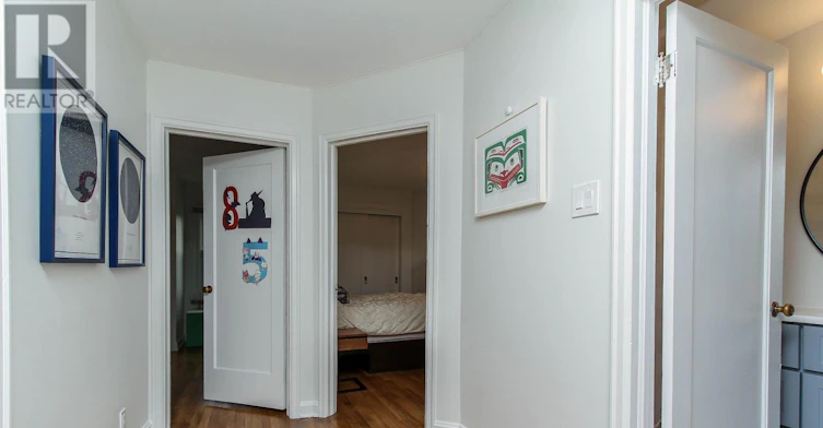 220 Cowley Avenue, Ottawa, ON, K1Y 0G9 - 17