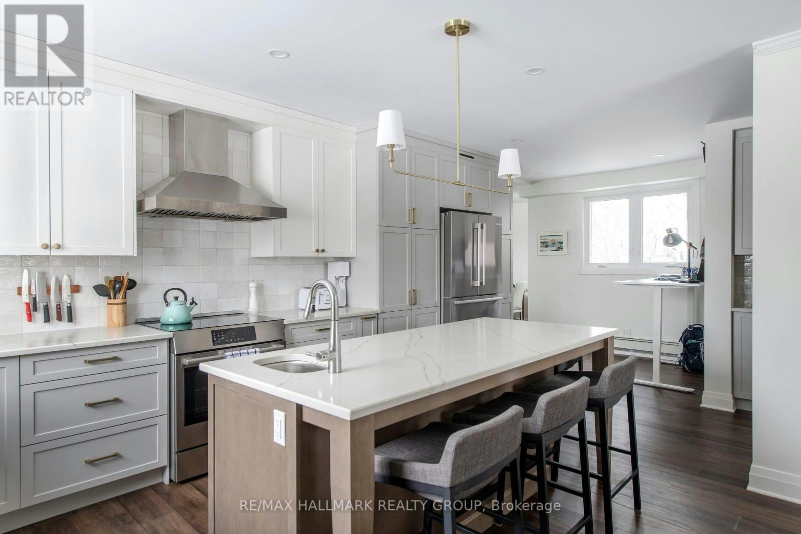 220 Cowley Avenue, Ottawa, ON, K1Y 0G9 - 10
