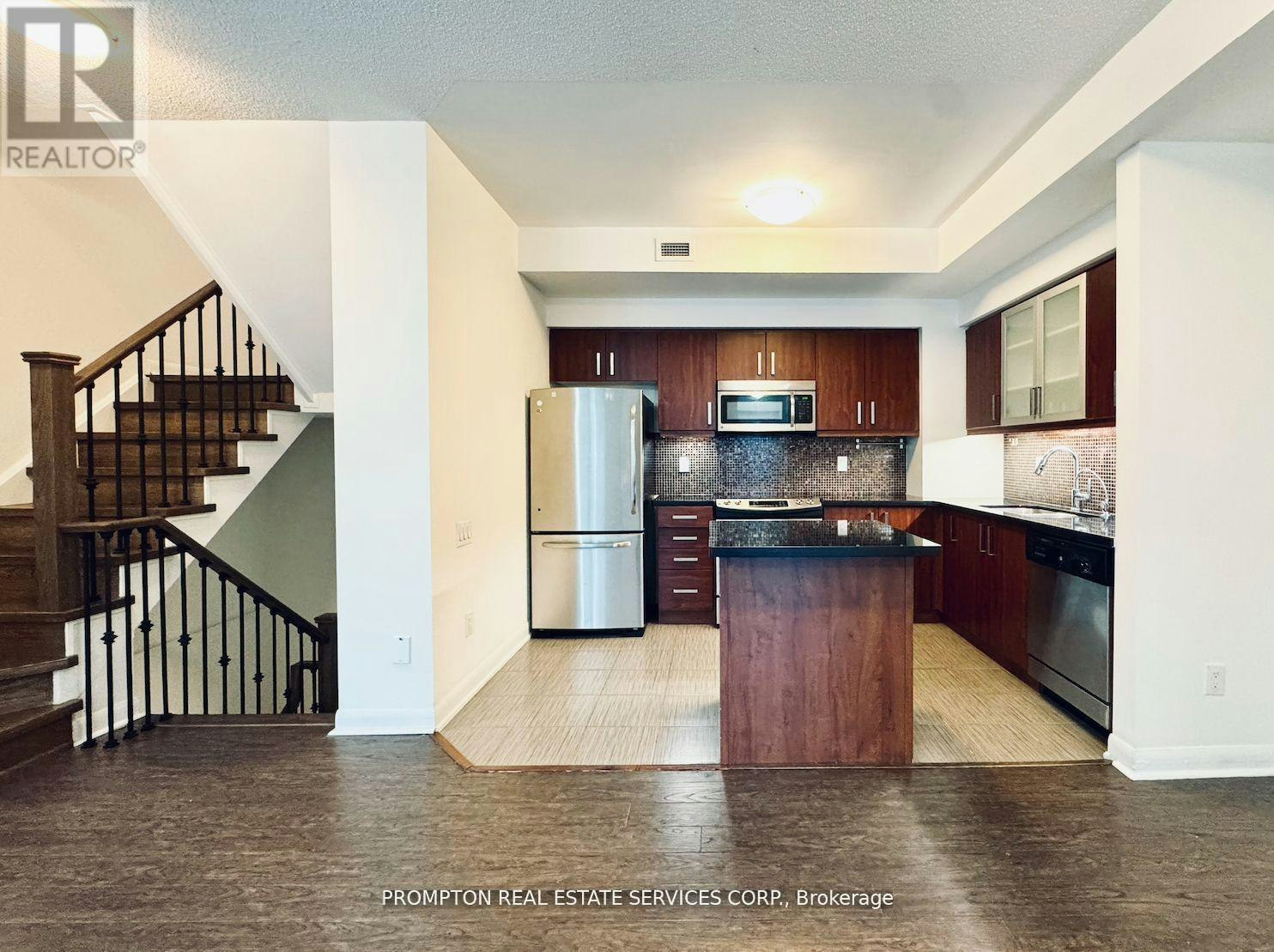 TH 10-19 Anndale Drive, Toronto, ON, M2N 0H2