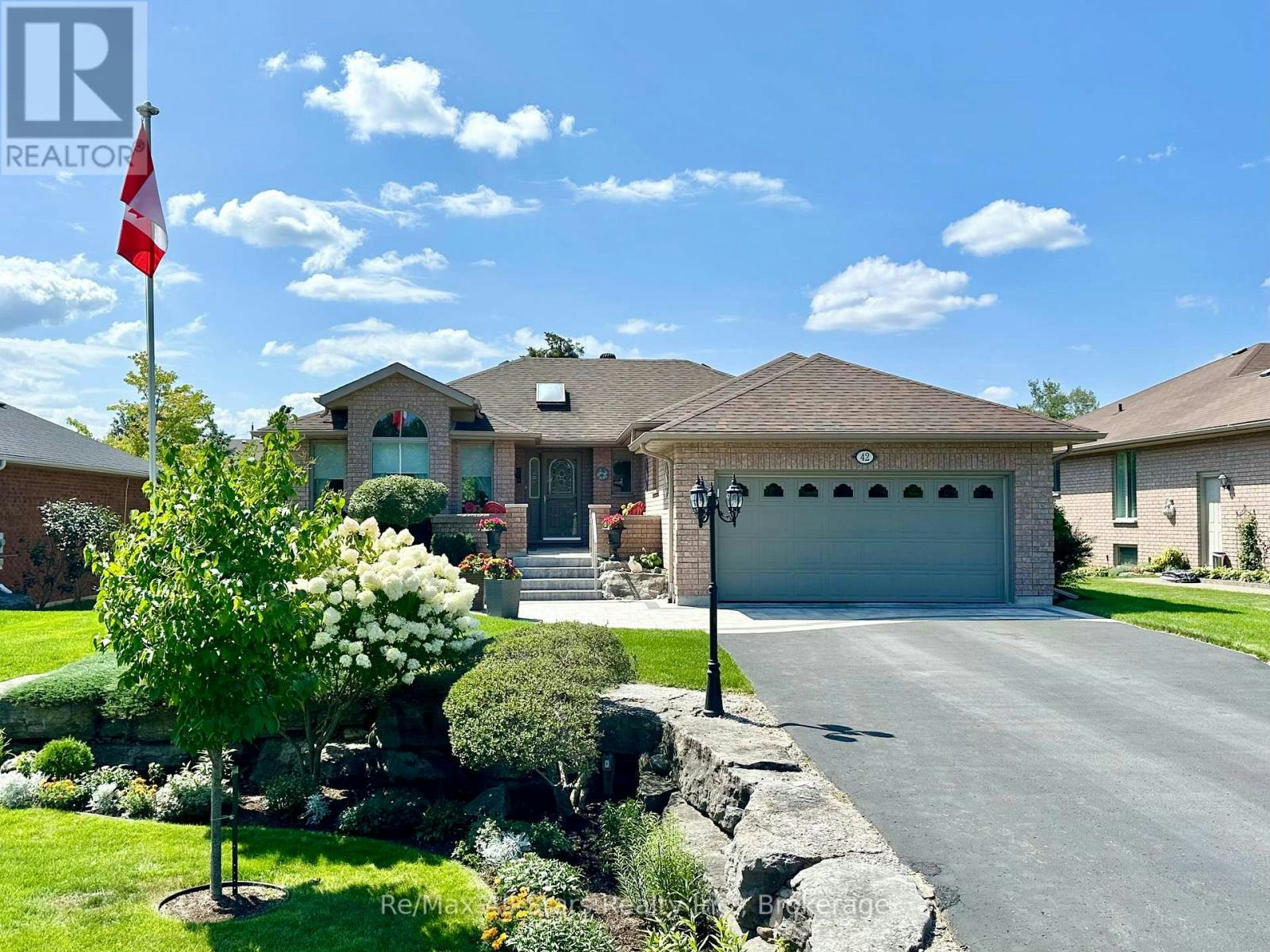 42 Island Bay Drive, Kawartha Lakes, ON, K0M 1A0